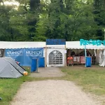 Kemp Munich Oktoberfest On A Budget Including Breakfast Mnichov