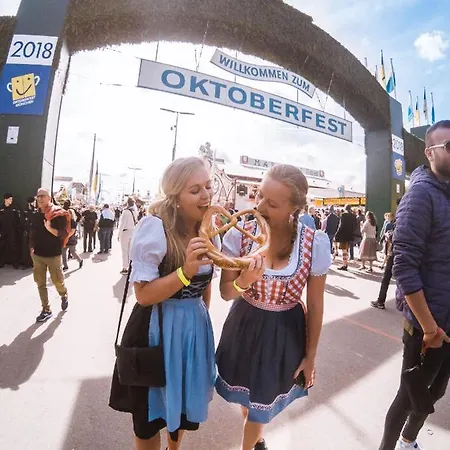 Oktoberfest On A Budget * Munich