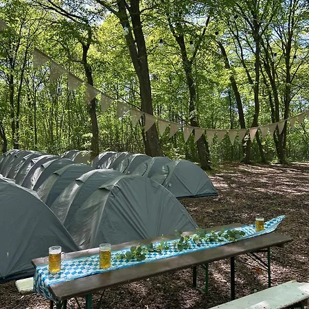 Oktoberfest On A Budget Including Breakfast Parque de Campismo Munique